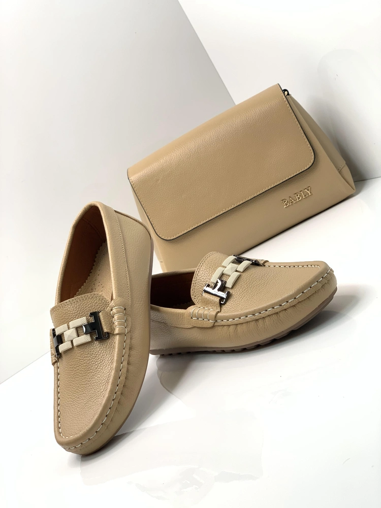 اف4  یراق فانتوف