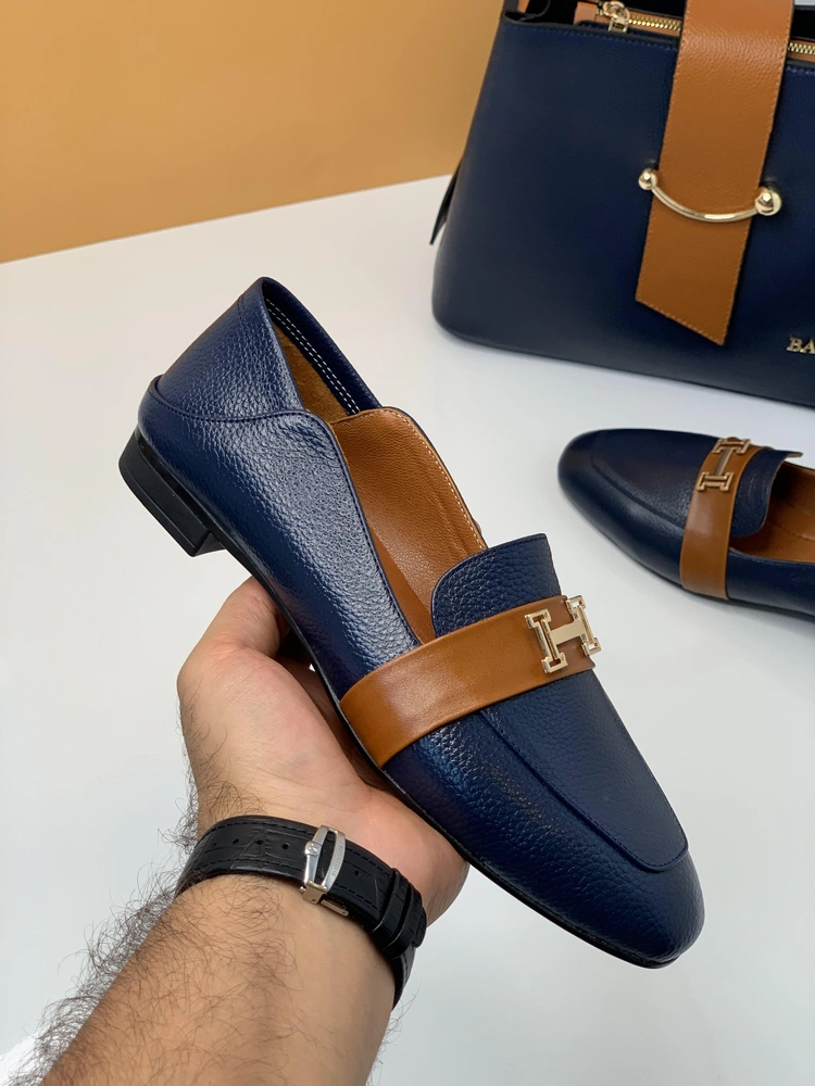 647 هرمس کالج