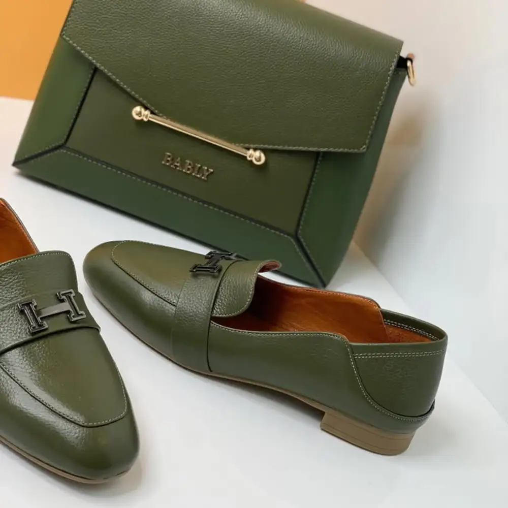 647 هرمس کالج