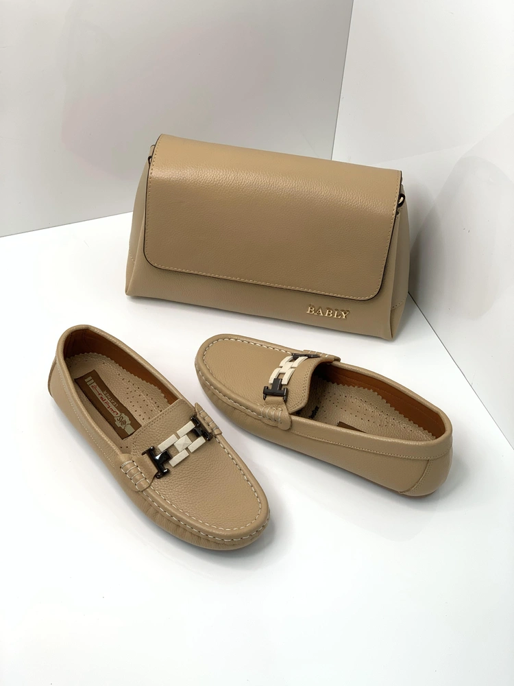 اف4  یراق فانتوف