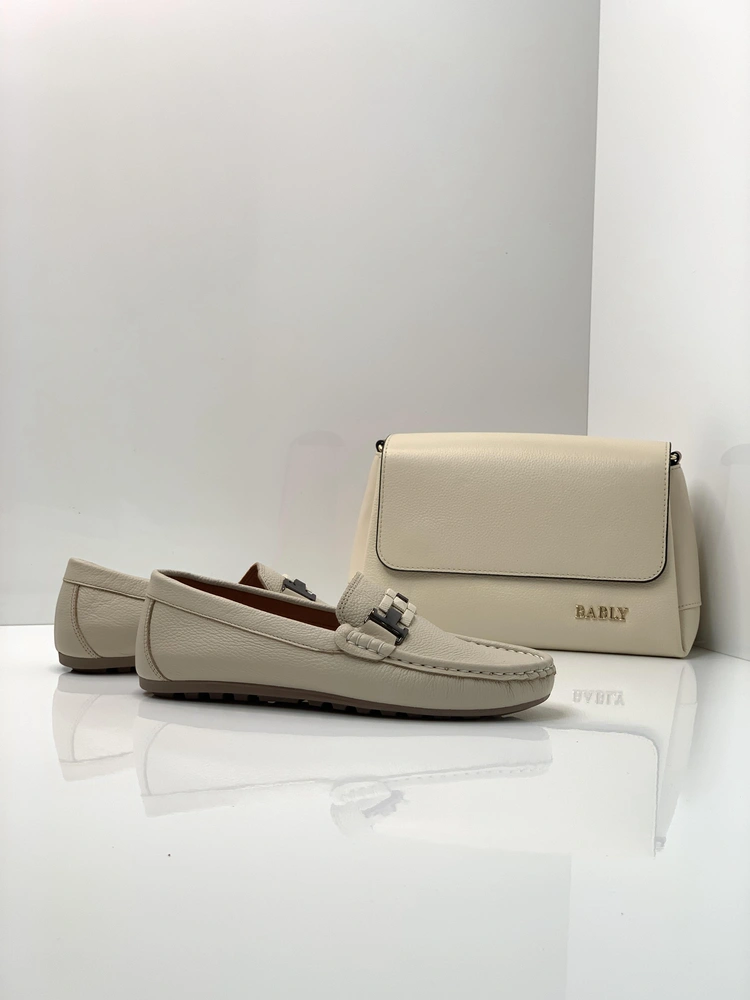 اف4  یراق فانتوف